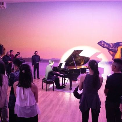 /news-indonesia/The-elegance-of-the-Porsche-Macan-with-Steinway-and-Sons-pianos