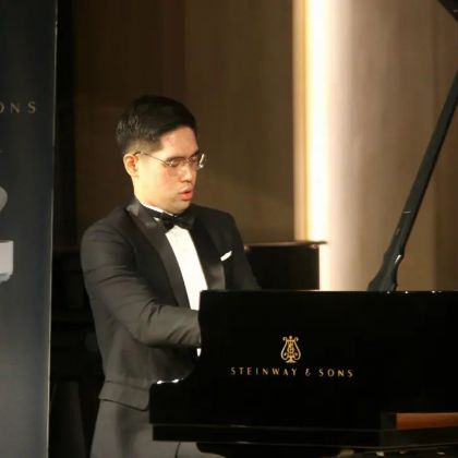 /news-indonesia/Jonathan-Kuo,-Young-Steinway-Artist,-at-Piano-Island-Festival-2024